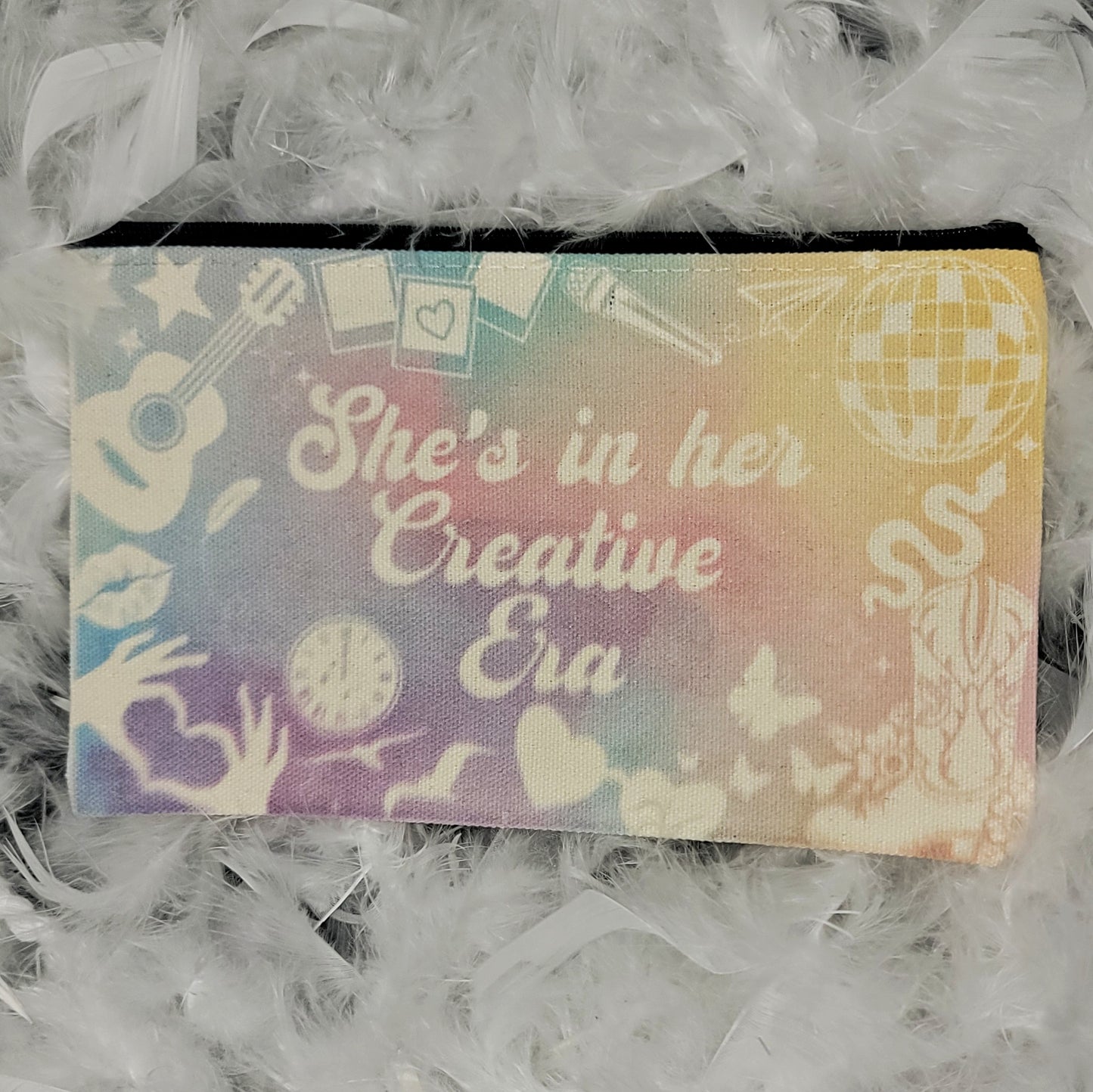 In her creative Era Bag/ Pencil Case